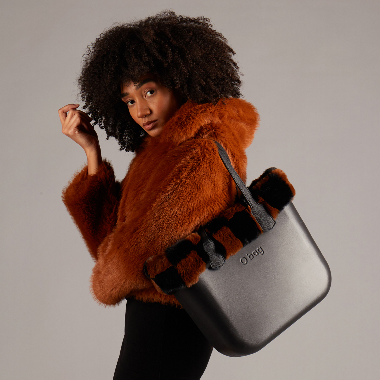 Bordo effetto lapin check nero e corteccia O bag - O bag Official Website
