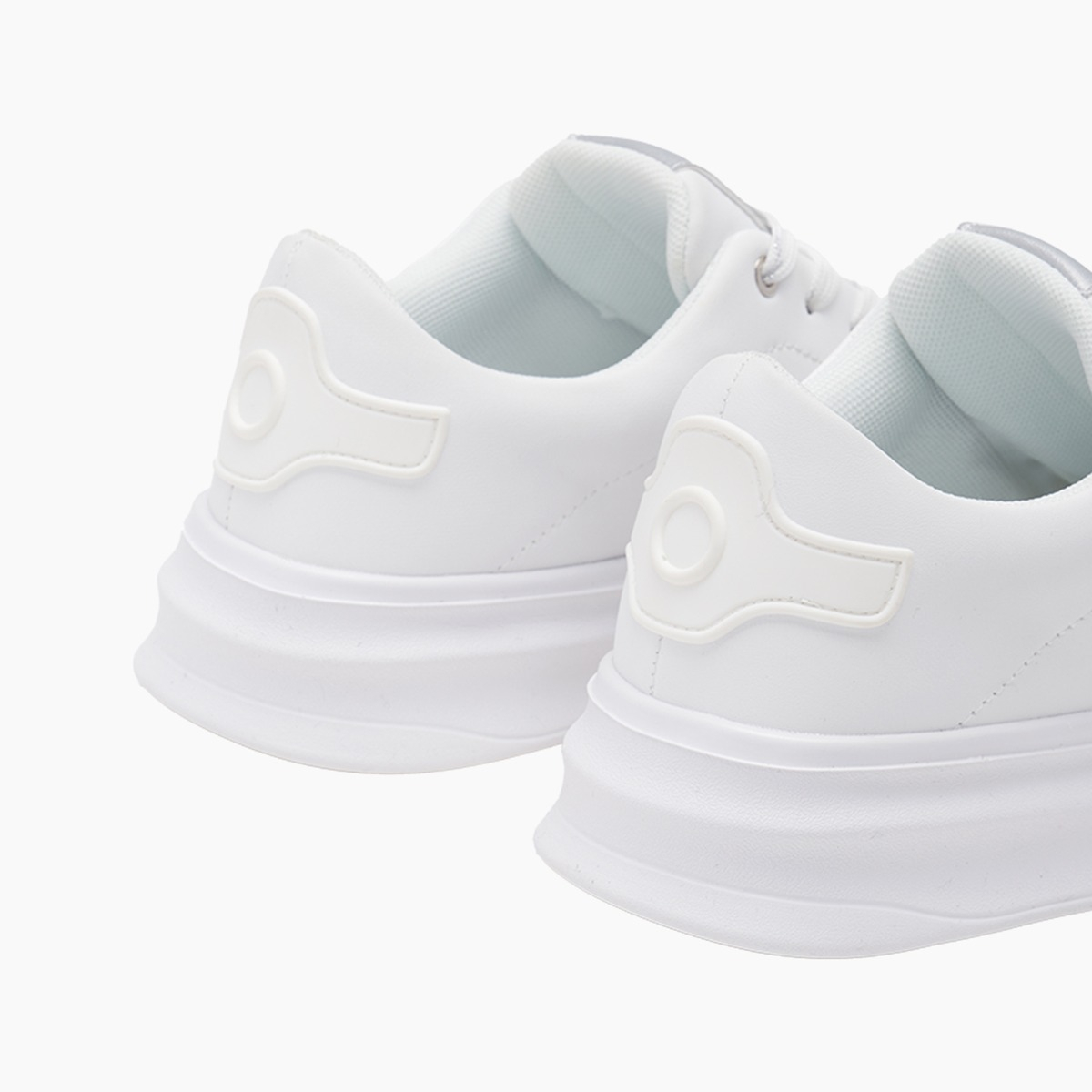 O sneakers white - O bag Official Website